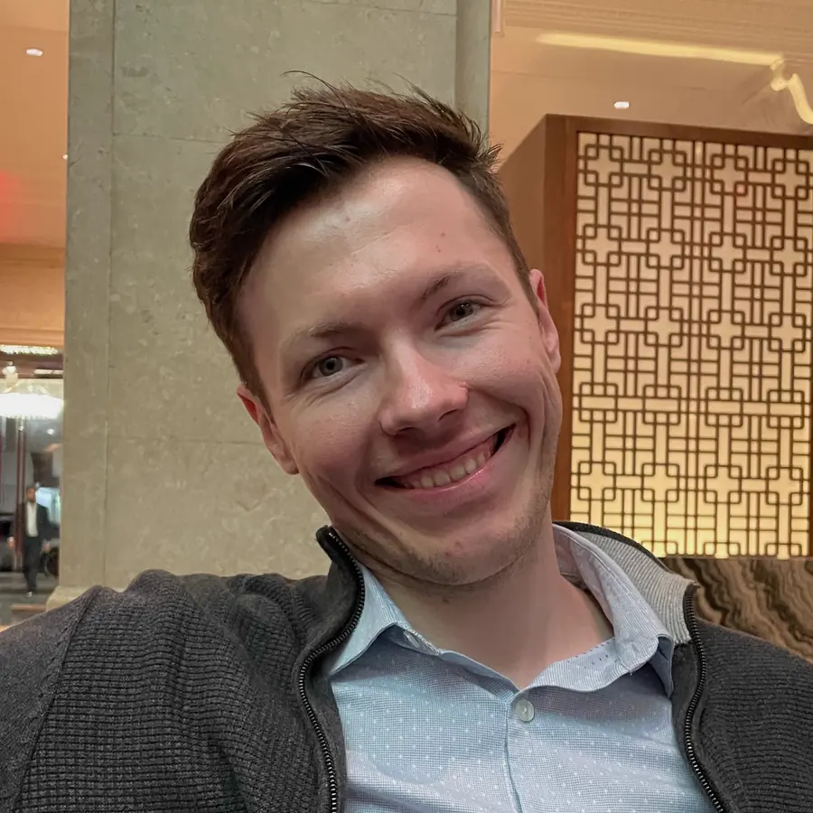 Leo, who builds the websites